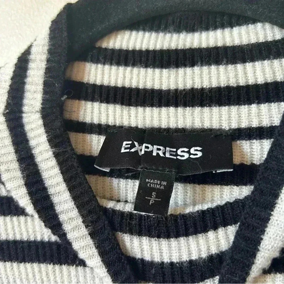 Express - Womens Long Sleeved Mini Dress - Picture 10 of 10